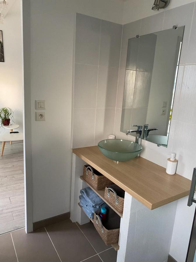 Apartamento Chaleureux T2 30 M2 Et Sa Terrasse Bois 18 M2 La Rochelle  Exterior foto